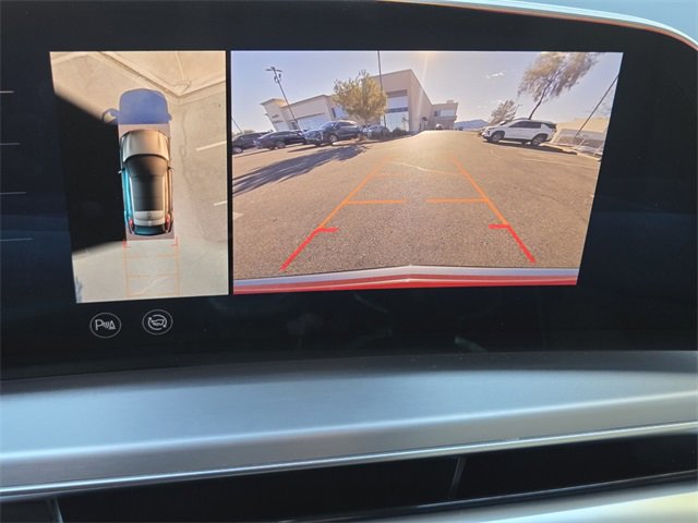 New 2025 Cadillac Lyriq Luxury image 23