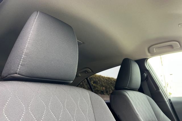 Used 2025 Toyota Corolla LE w/ LE Premium Package FWD image 21