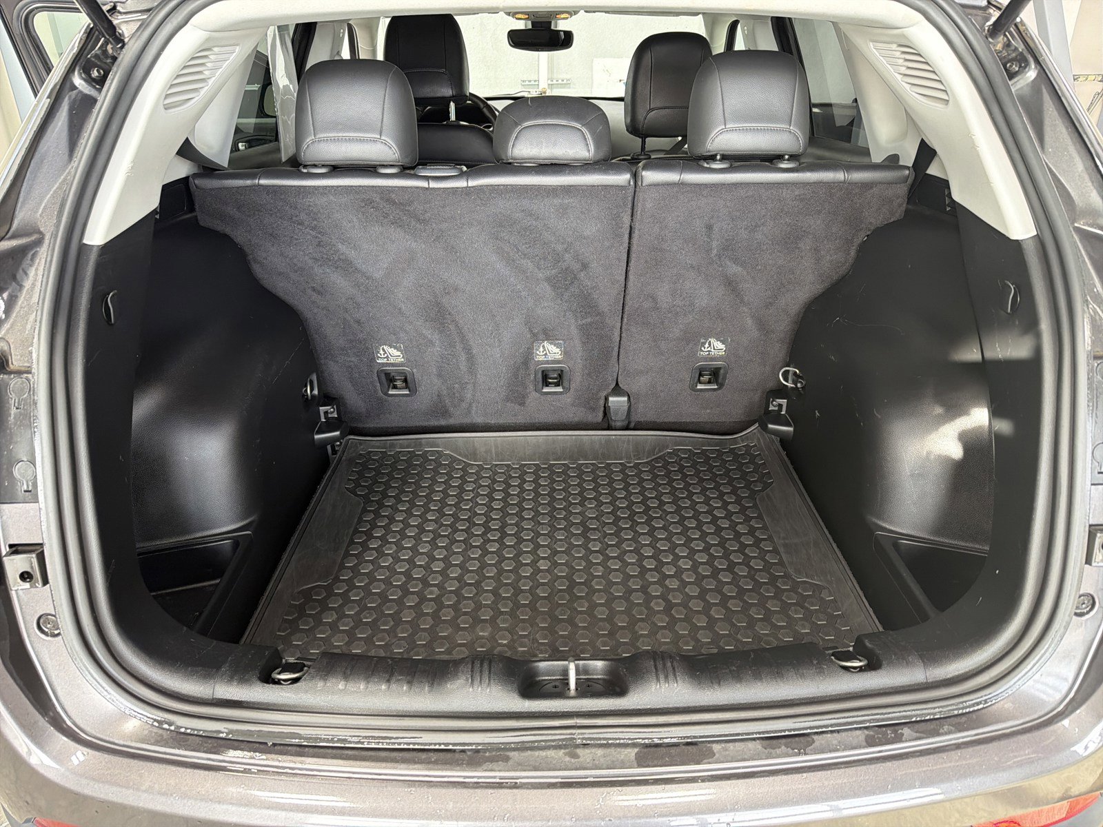 Used 2017 Jeep Compass Latitude w/ Popular Equipment Group image 17