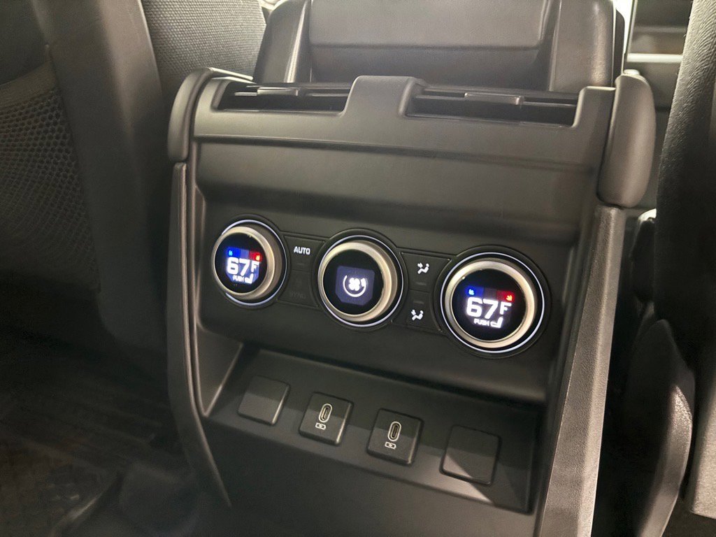 New 2026 Land Rover Defender 110 V8 image 38