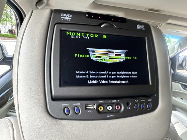 Used 2019 Cadillac Escalade Luxury image 19