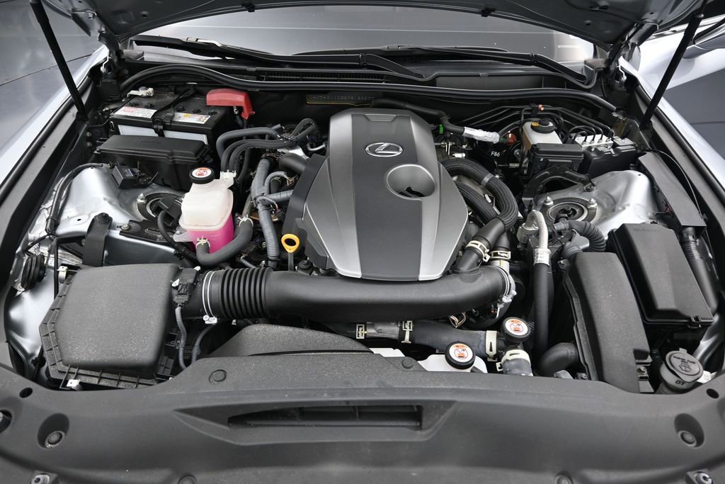Used 2023 Lexus IS 300 w/ Comfort Package RWD image 12