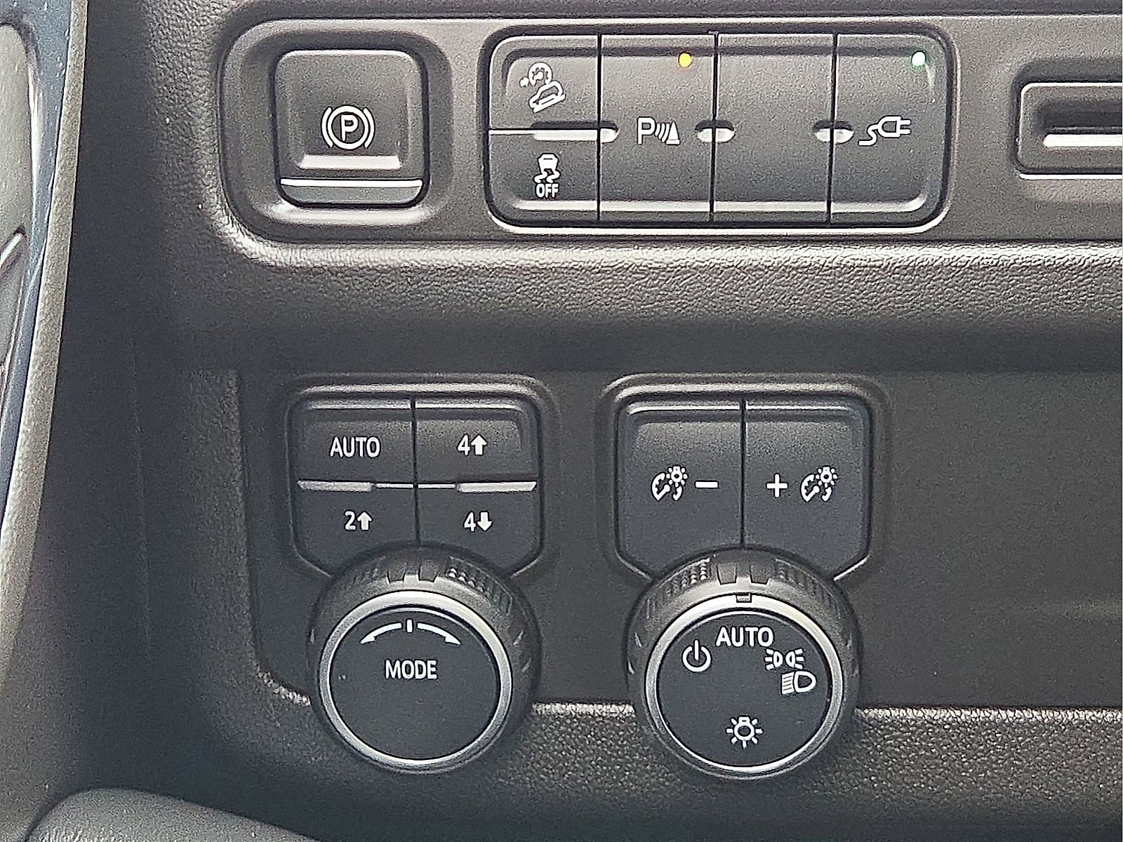 Used 2021 Chevrolet Tahoe Z71 AWD/4WD image 20