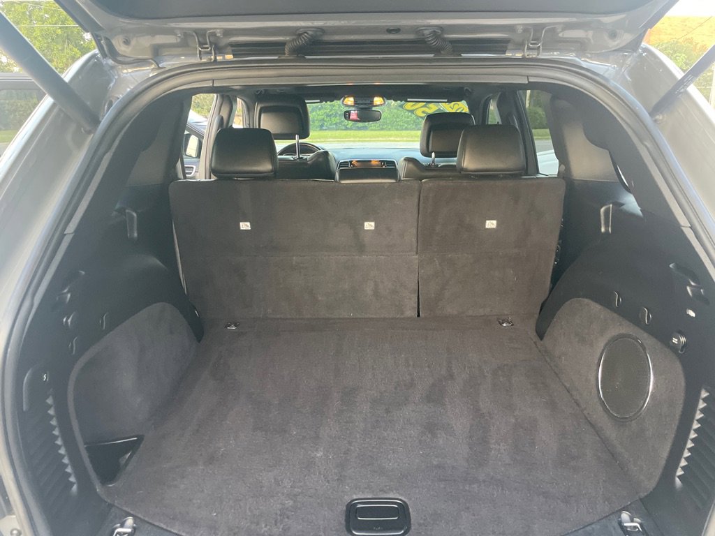 Used 2020 Jeep Grand Cherokee Altitude image 17