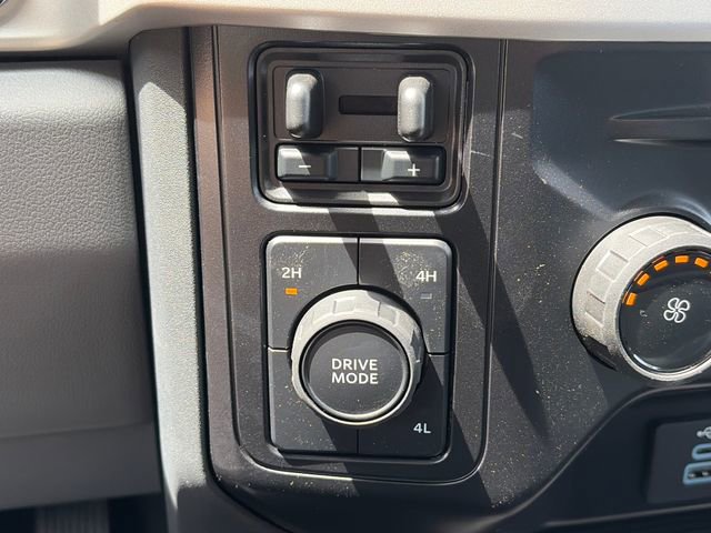 New 2026 Ford F250 XLT w/ XLT Premium Package AWD/4WD image 25