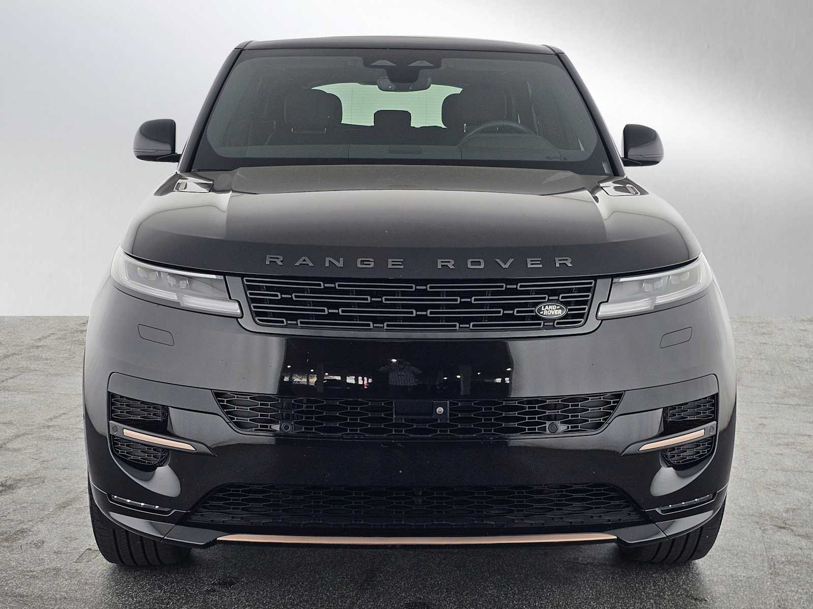 Used 2025 Land Rover Range Rover Sport Dynamic SE AWD/4WD image 8
