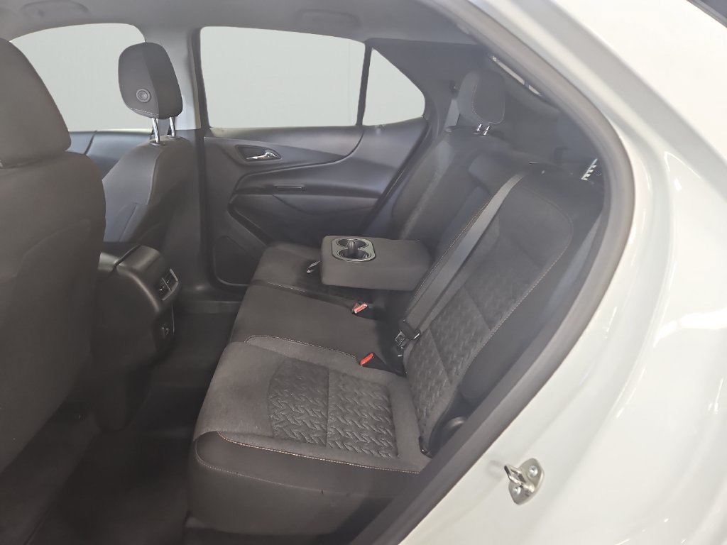 Used 2024 Chevrolet Equinox LT AWD/4WD image 16