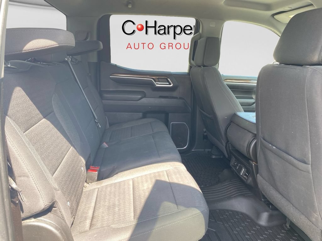 Used 2022 Chevrolet Silverado 1500 LT AWD/4WD image 12