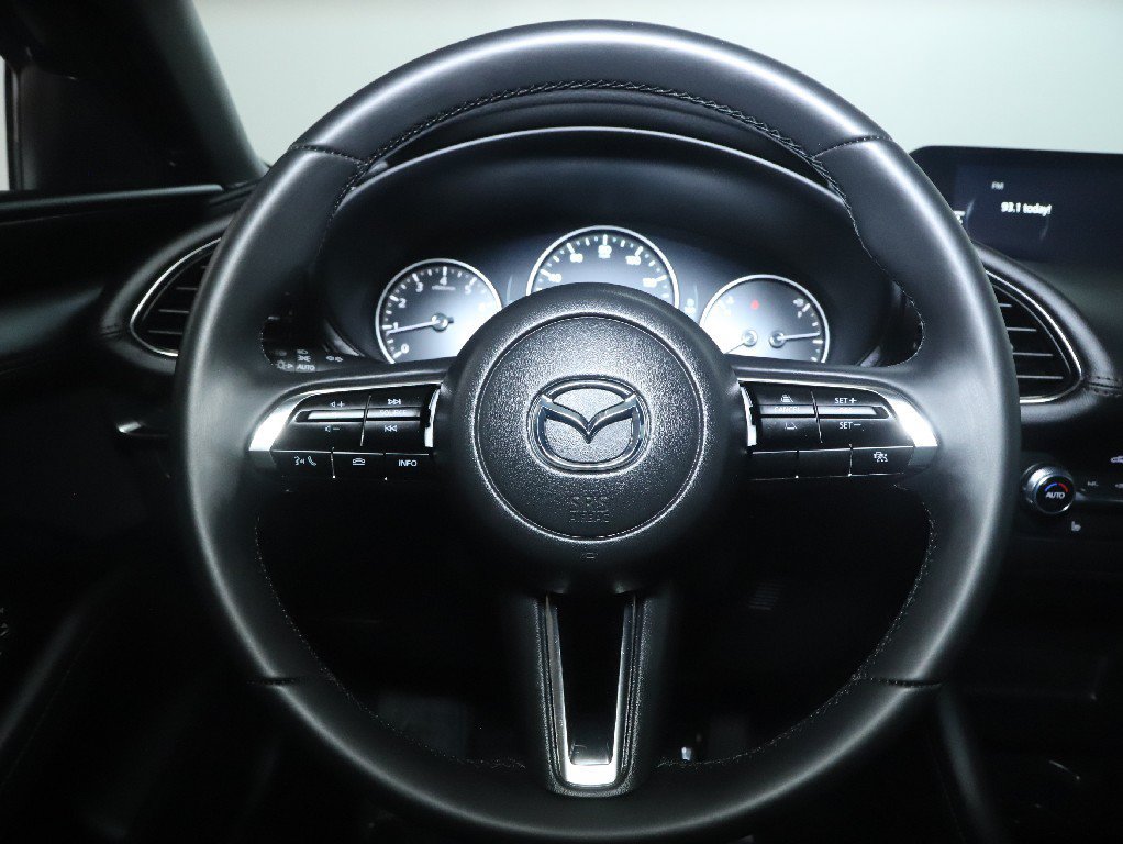 Certified 2025 MAZDA MAZDA3 s FWD image 23