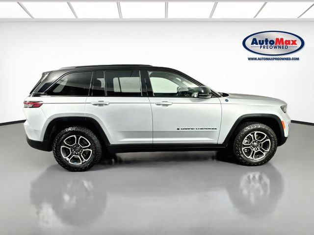 Used 2023 Jeep Grand Cherokee Trailhawk AWD/4WD image 10