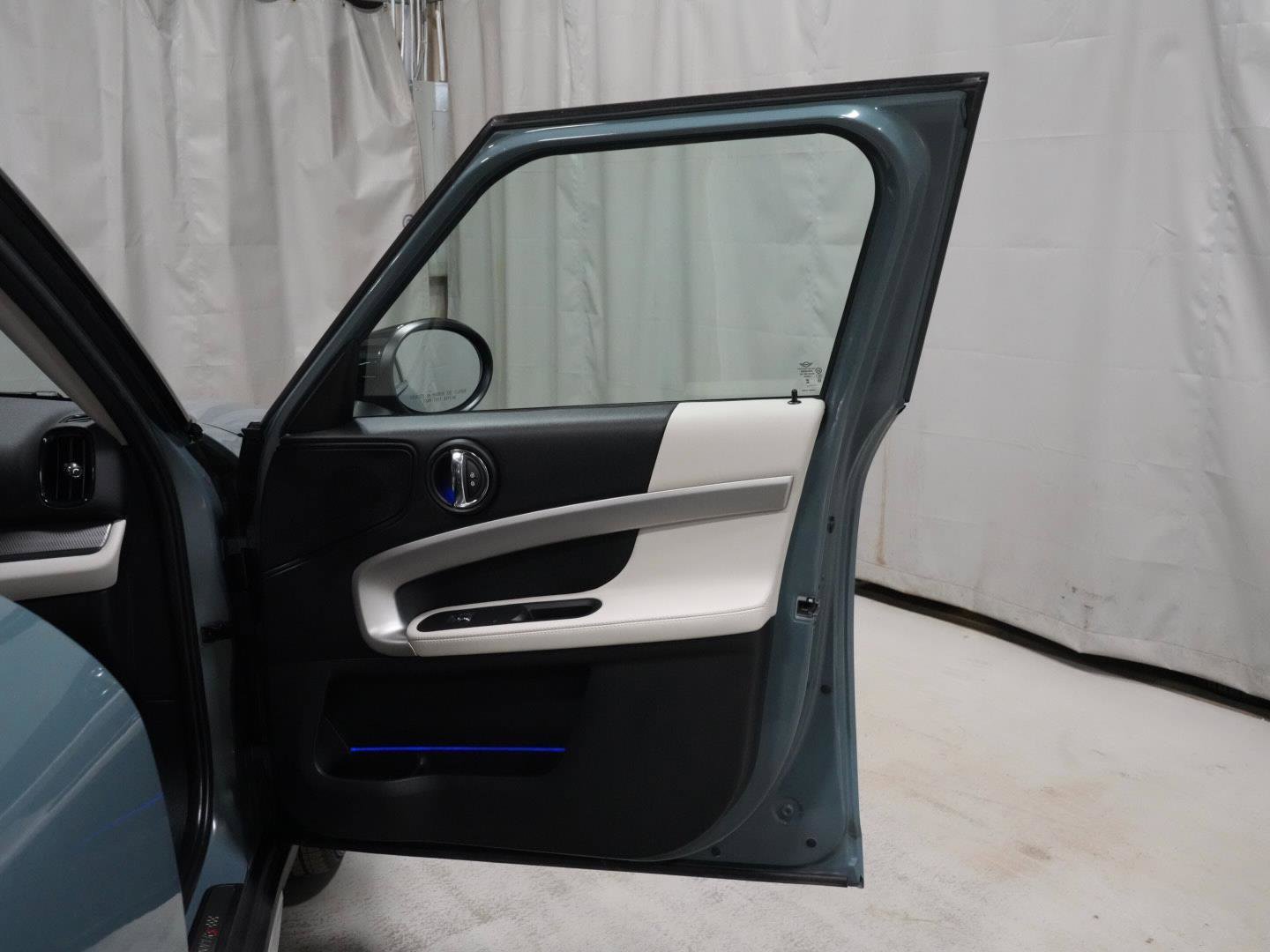 Certified 2023 MINI Cooper Countryman S w/ Signature Upholstery Package image 29