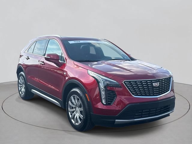 Certified 2023 Cadillac XT4 Premium Luxury w/ Cold Weather Package AWD/4WD image 3