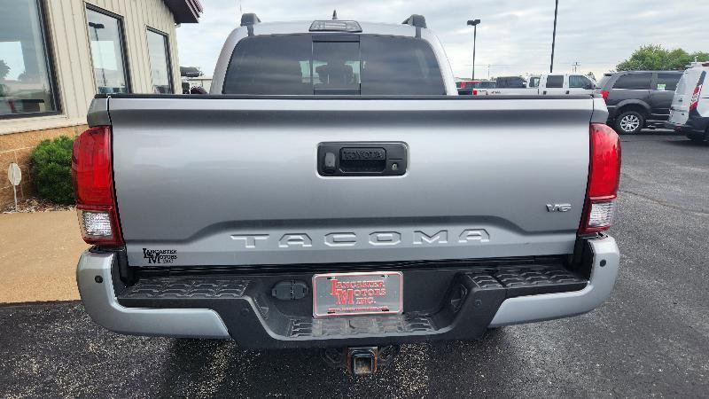 Used 2019 Toyota Tacoma TRD Off-Road AWD/4WD image 6