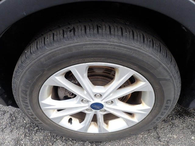 Used 2019 Ford Escape SE image 9