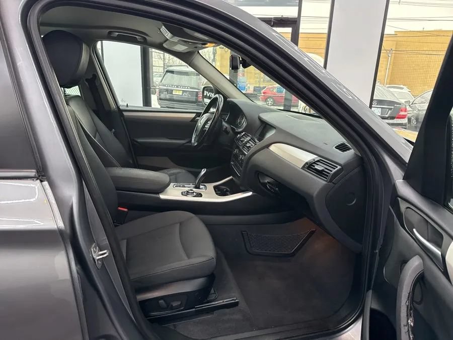 Used 2014 BMW X3 xDrive28i AWD/4WD image 16