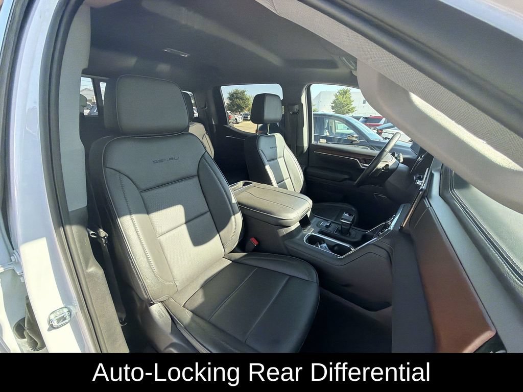 Used 2023 GMC Sierra 1500 Denali w/ Technology Package AWD/4WD image 31
