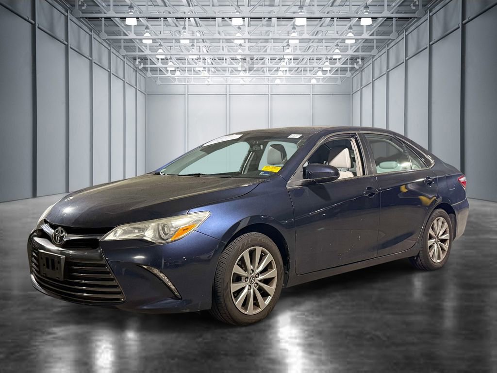 Used 2016 Toyota Camry XLE w/ Moonroof Package FWD image 1
