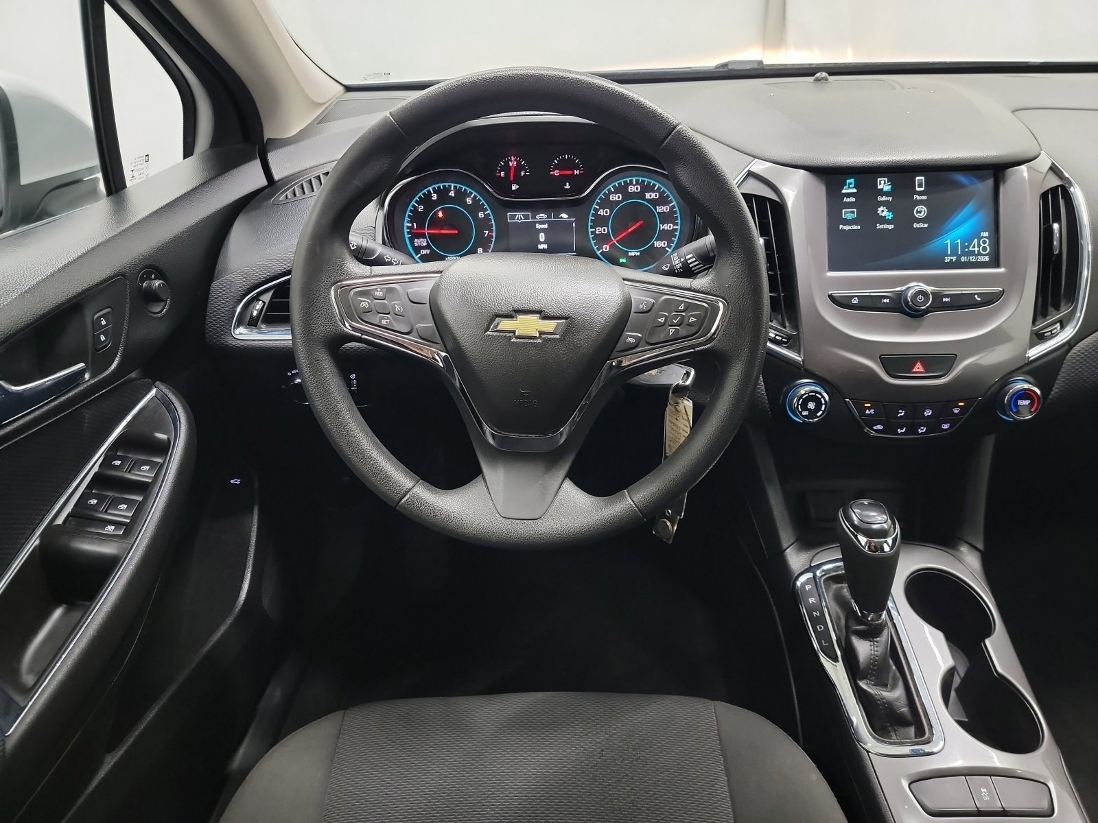 Used 2017 Chevrolet Cruze LT image 16