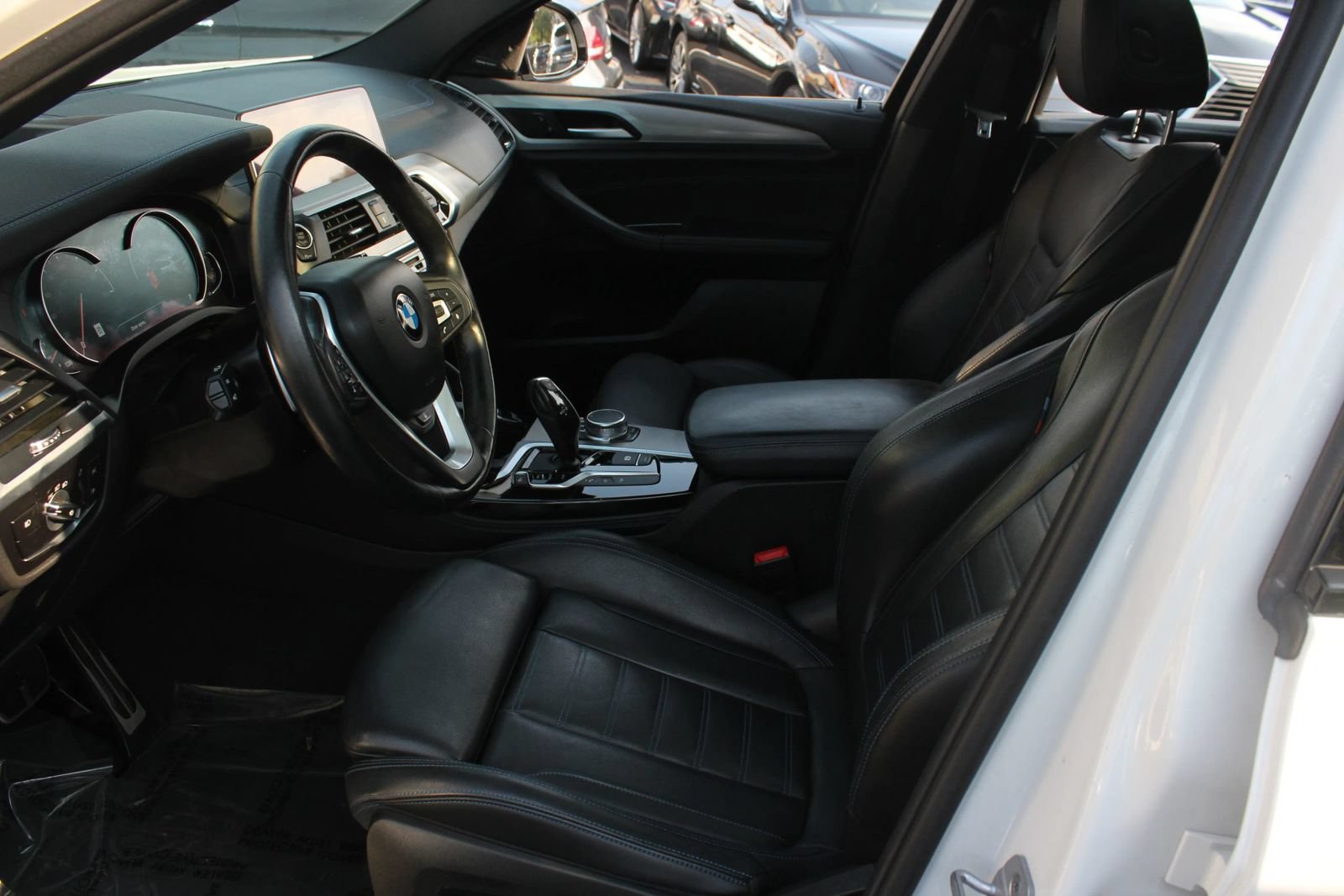 Used 2019 BMW X4 xDrive30i w/ Executive Package AWD/4WD image 12