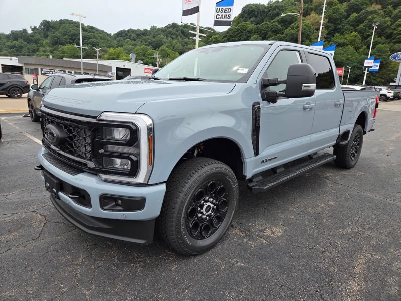 New 2026 Ford F250 Lariat w/ Black Appearance Package AWD/4WD image 3