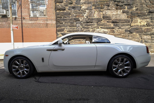 Used 2017 Rolls-Royce Wraith RWD image 1