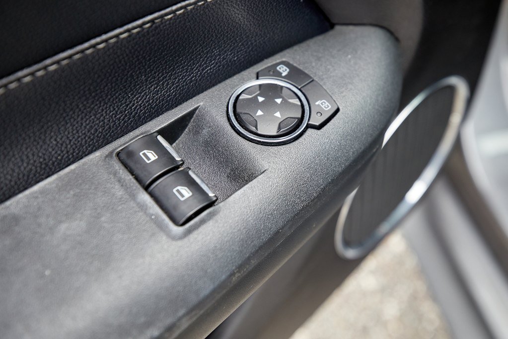 Used 2021 Ford Mustang Premium RWD image 12