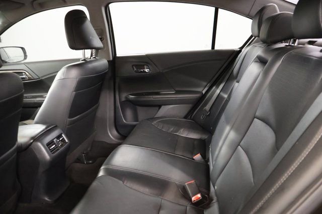 Used 2016 Honda Accord EX-L image 30