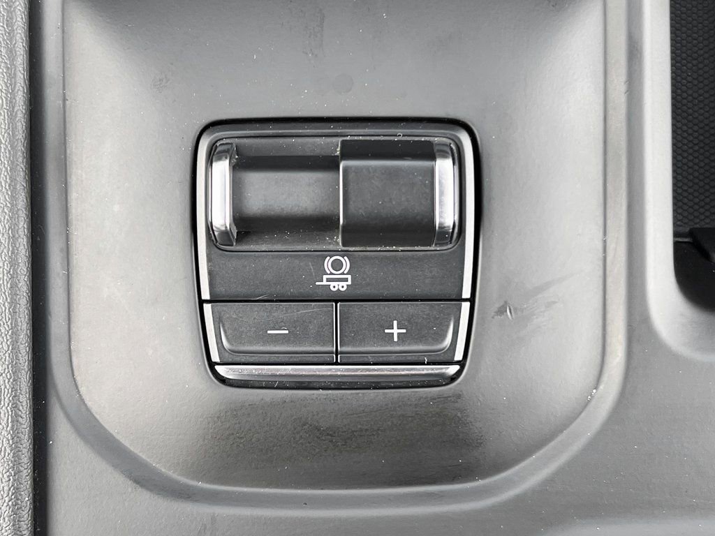 Used 2025 GMC Sierra 2500 Denali image 24