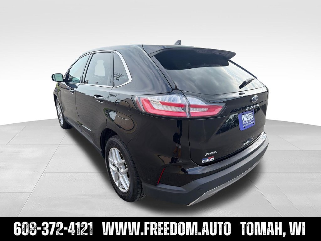 Used 2024 Ford Edge SEL AWD/4WD image 3