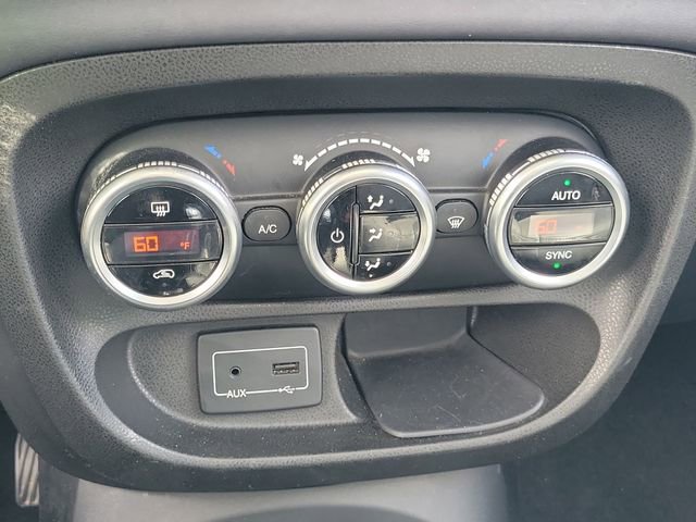 Used 2017 FIAT 500L Trekking w/ Premium Package image 23