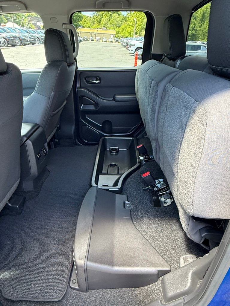 Used 2024 Nissan Frontier SV w/ Technology Package image 19