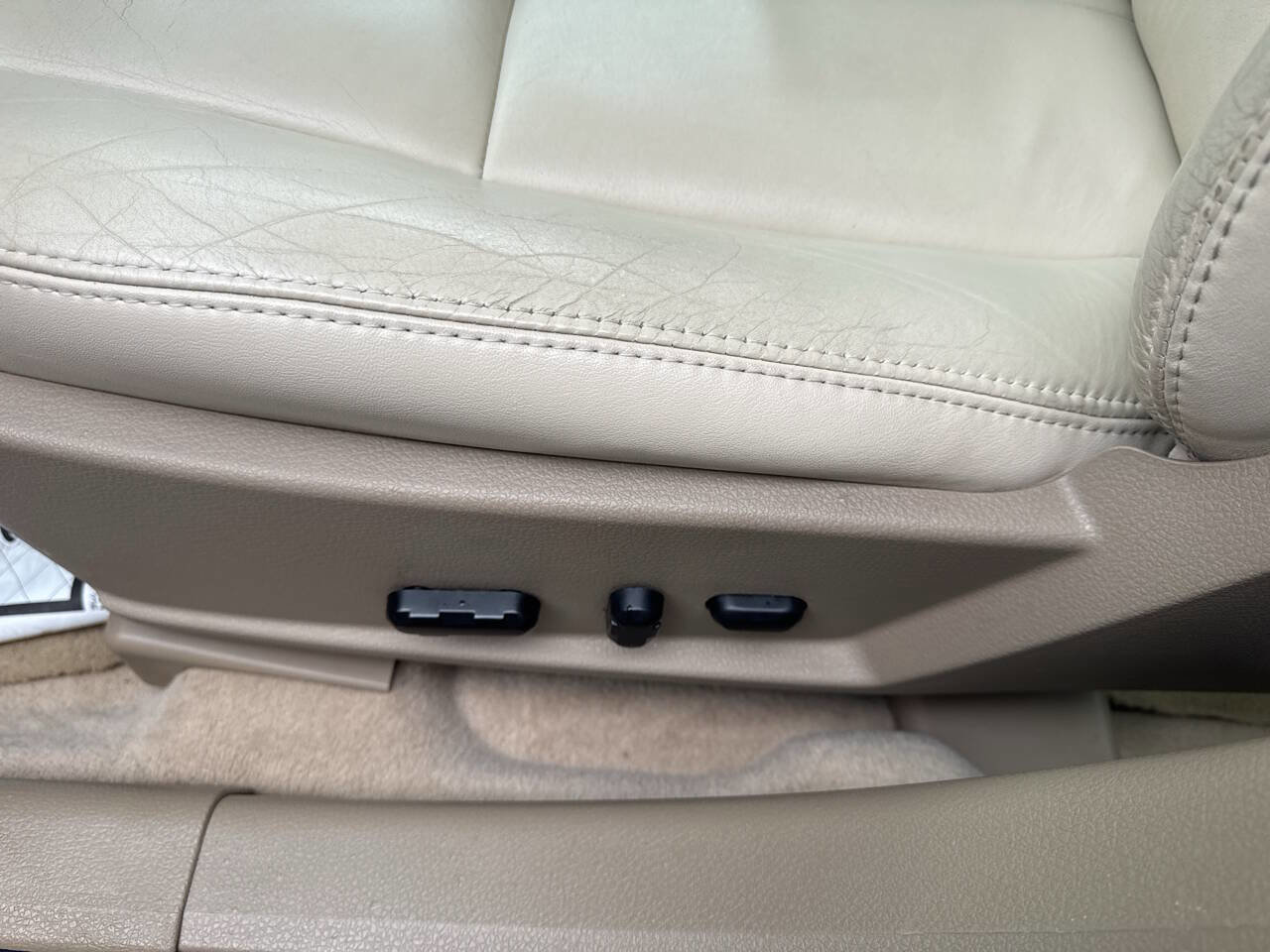 Used 2006 Lincoln Zephyr image 14