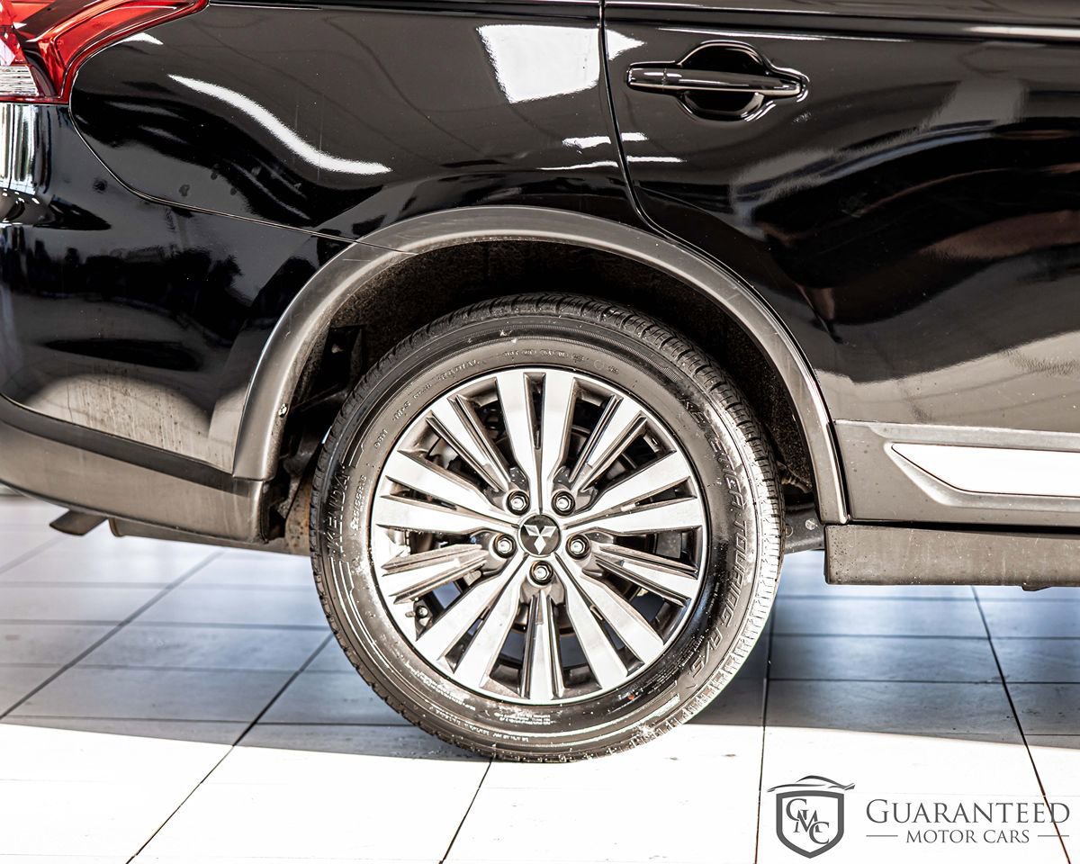 Used 2020 Mitsubishi Outlander ES FWD image 10