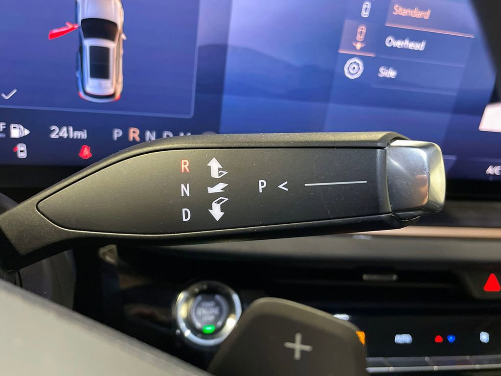 Used 2025 Buick Envision Sport Touring image 28