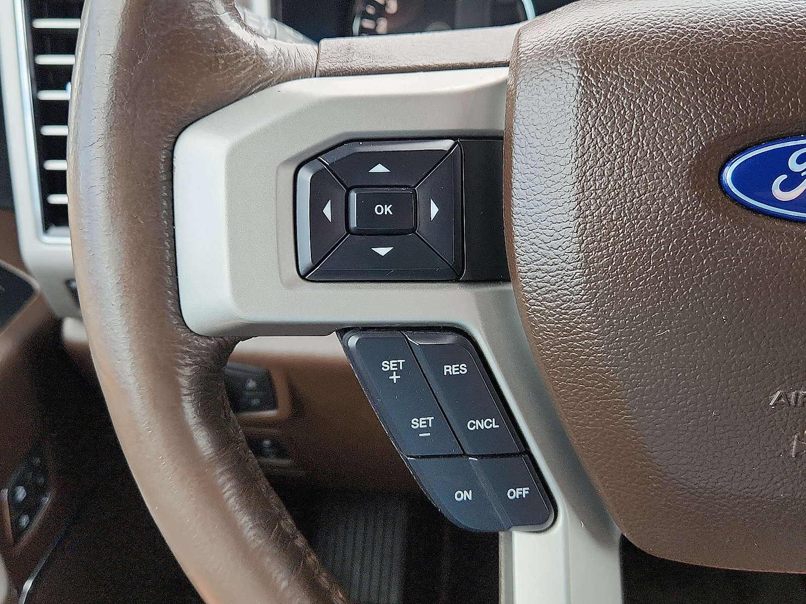 Used 2020 Ford F150 King Ranch w/ Equipment Group 601A Luxury RWD image 17