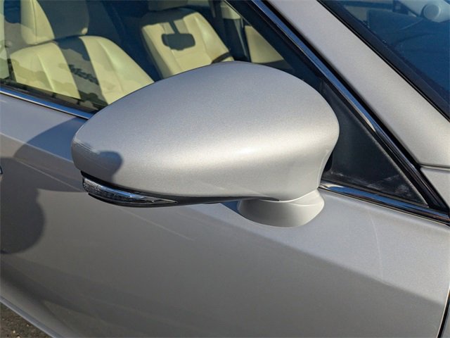 Used 2012 Lexus CT 200h Premium w/ Premium Audio Pkg image 11