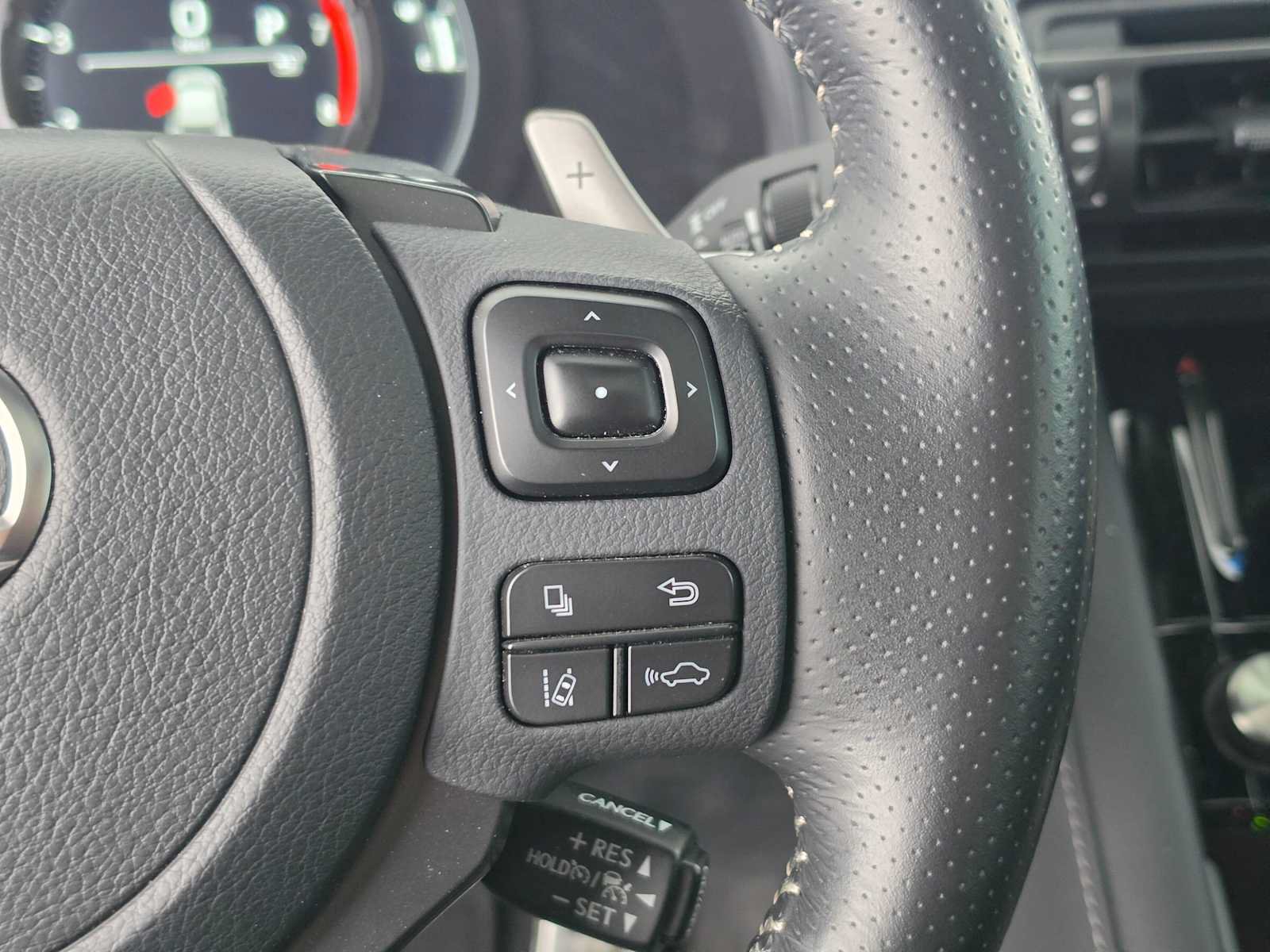 Used 2024 Lexus IS 350 F Sport RWD image 31