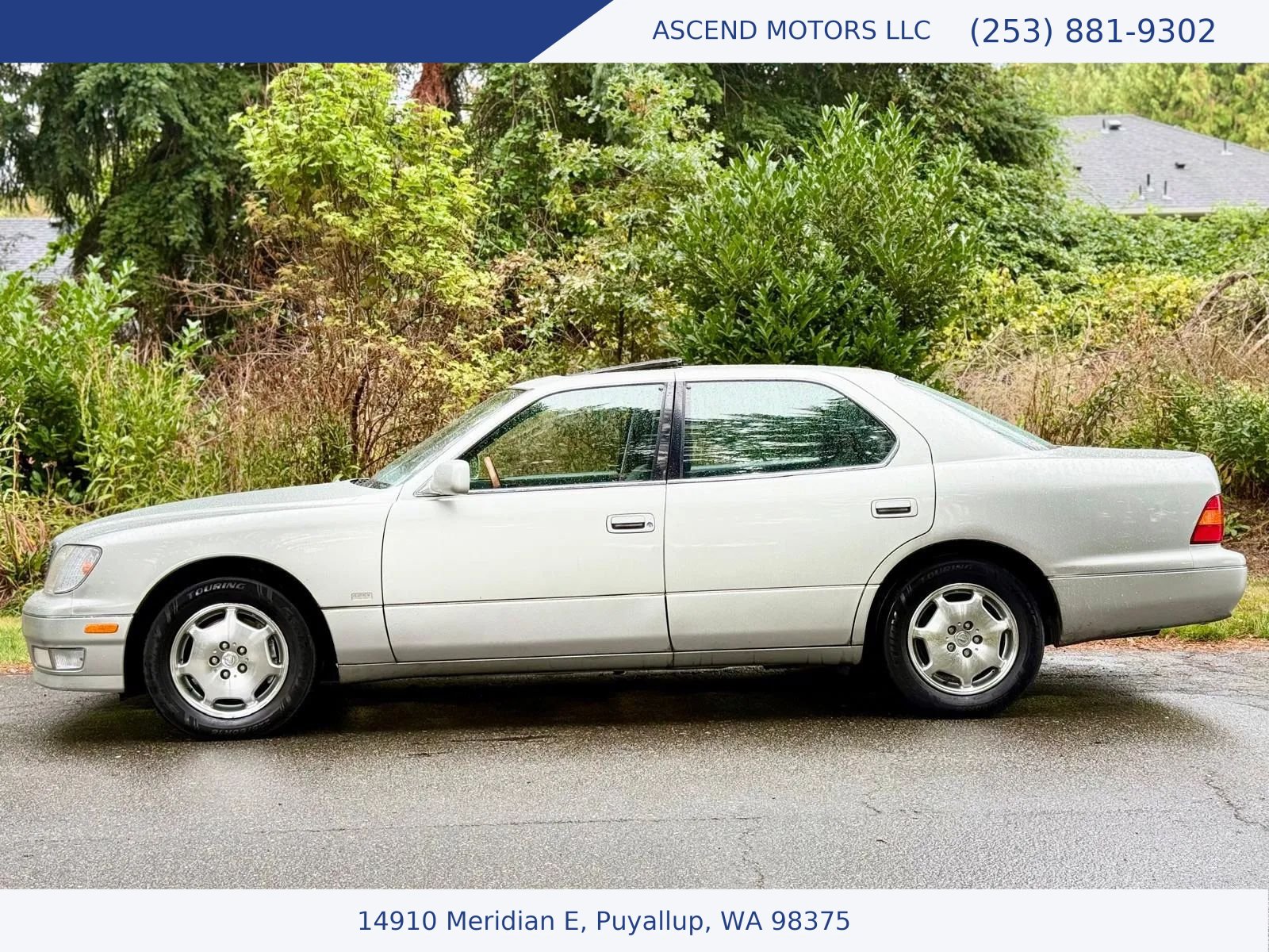 Used 2000 Lexus LS 400 RWD image 2