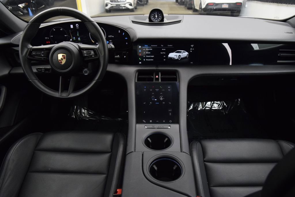 Used 2023 Porsche Taycan RWD image 21
