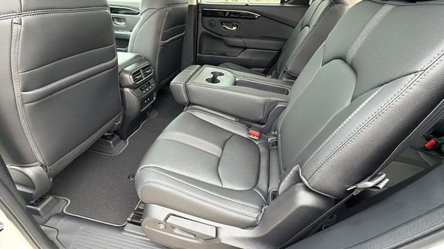 New 2026 Honda Pilot EX-L image 16