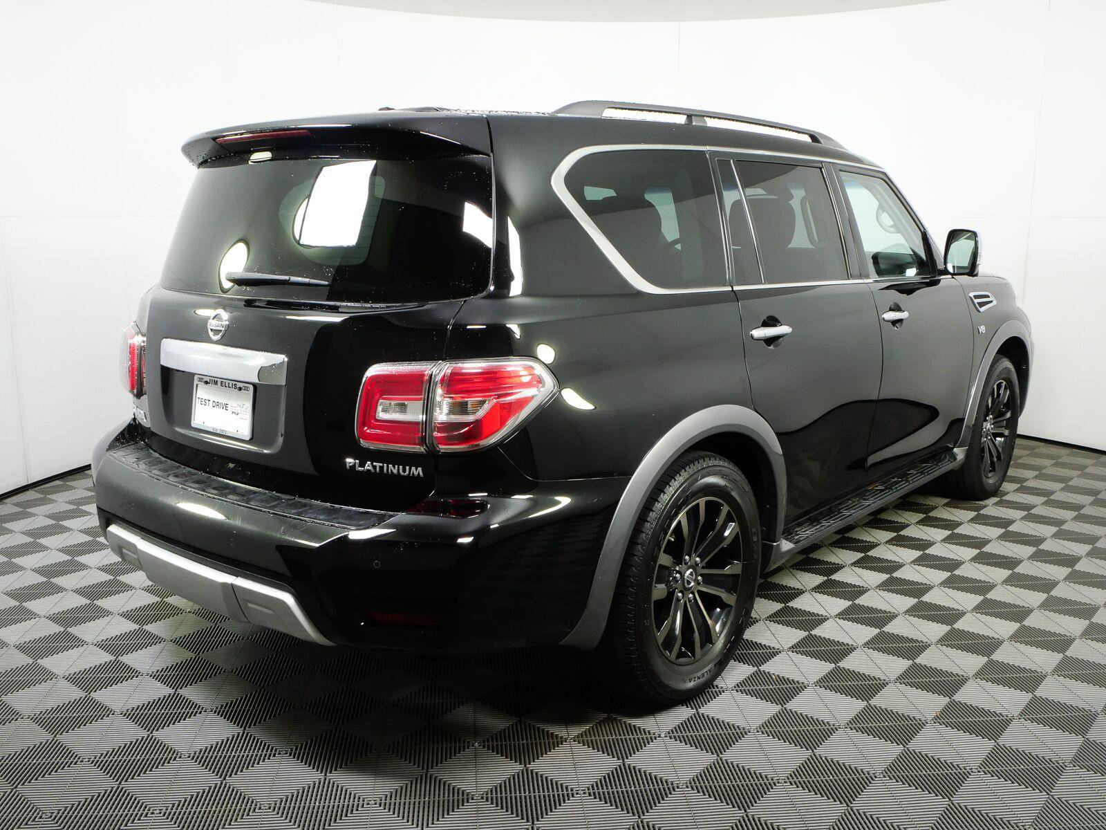 Used 2017 Nissan Armada Platinum w/ Captain Seat Package AWD/4WD image 3