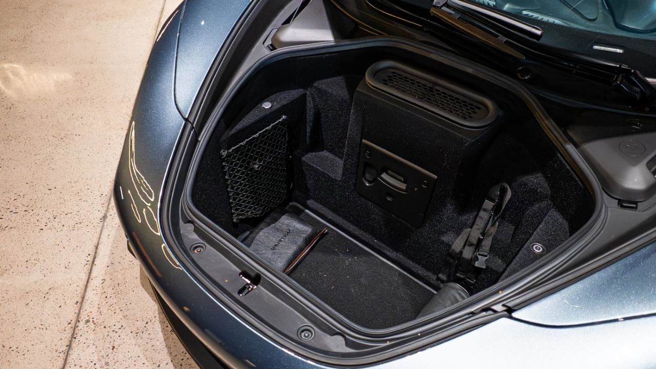 Used 2018 McLaren 720S Luxury RWD image 34