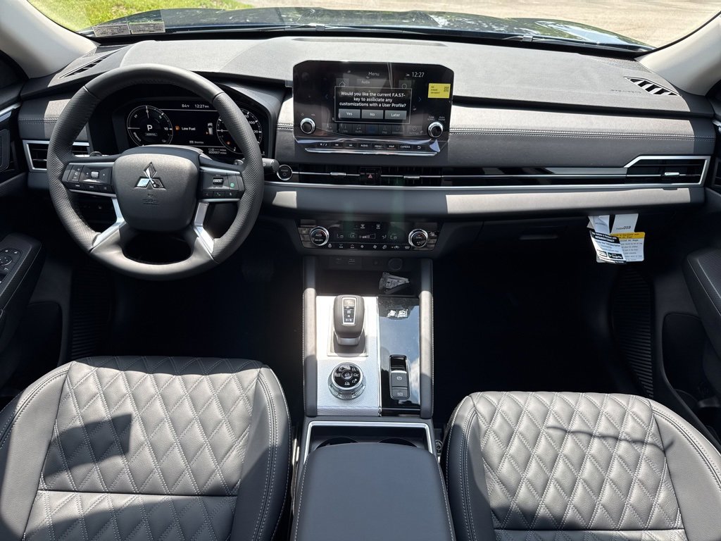 New 2025 Mitsubishi Outlander SEL image 22