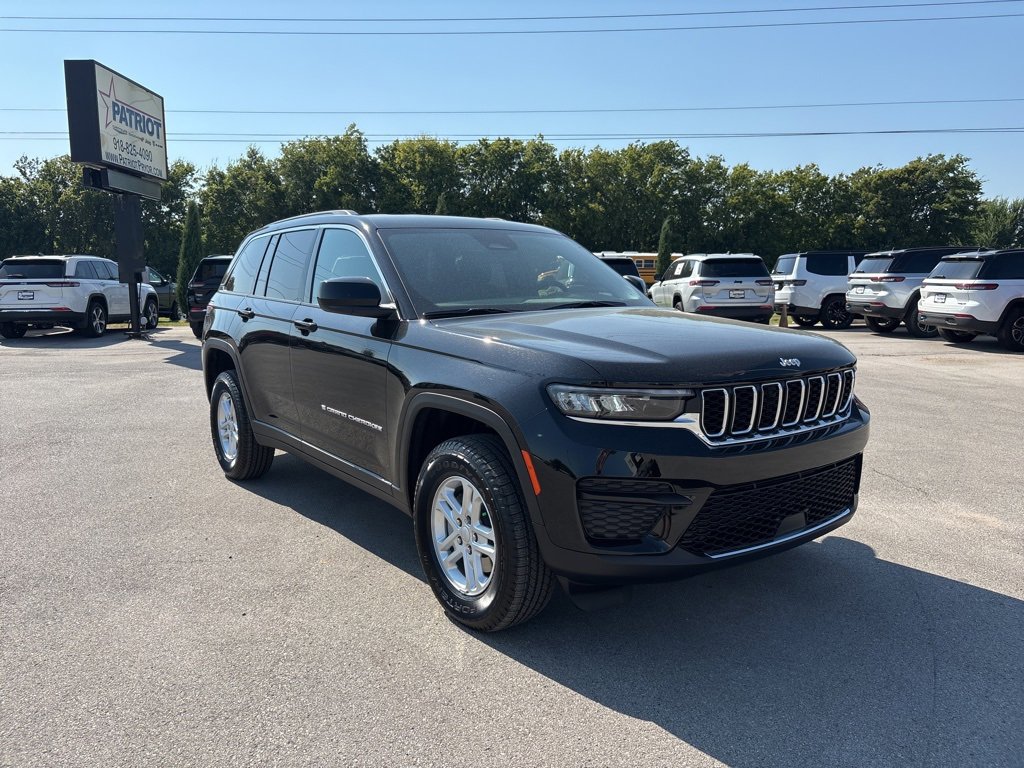 New 2025 Jeep Grand Cherokee Laredo