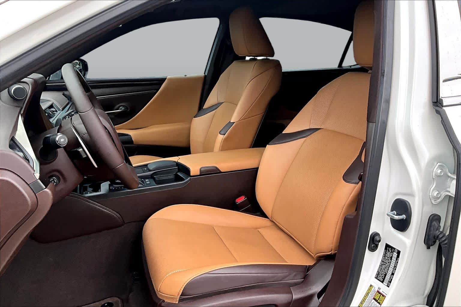 Used 2019 Lexus ES 300h w/ Premium Package FWD image 8