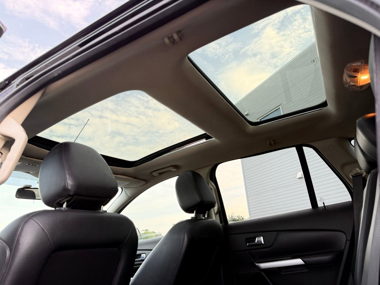 Used 2013 Ford Edge Limited AWD/4WD image 22