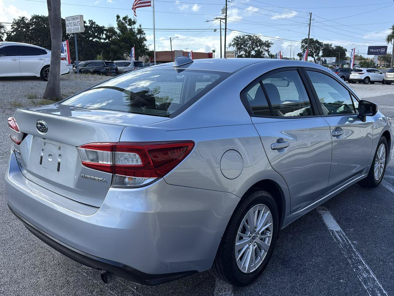 Used 2018 Subaru Impreza 2.0i Premium w/ Popular Package #1 AWD/4WD image 5