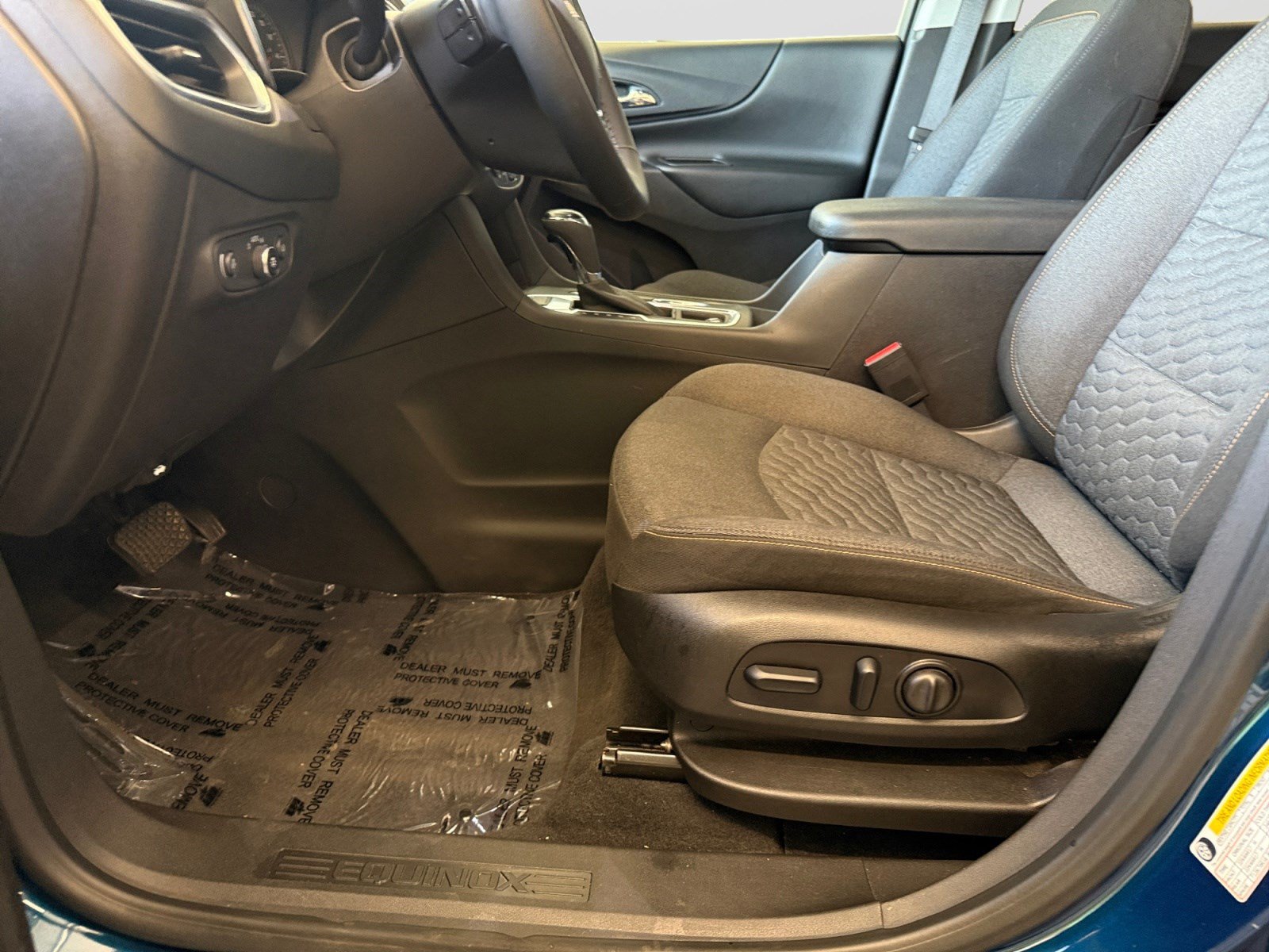 Used 2021 Chevrolet Equinox LT AWD/4WD image 11