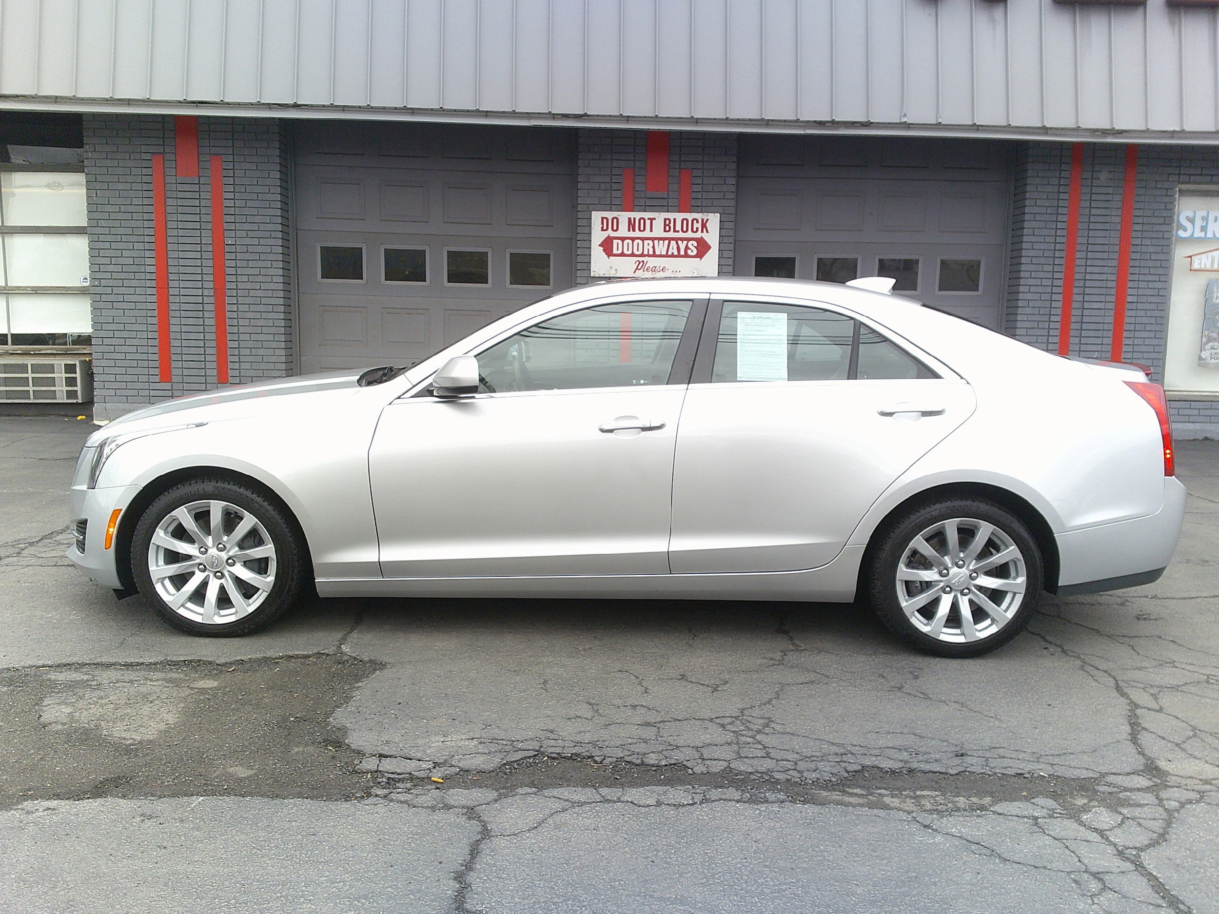 Used 2017 Cadillac ATS 2.0T AWD Sedan image 2