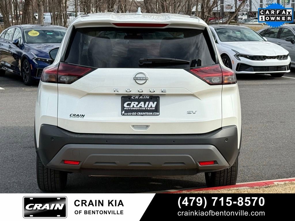 Used 2023 Nissan Rogue SV image 6